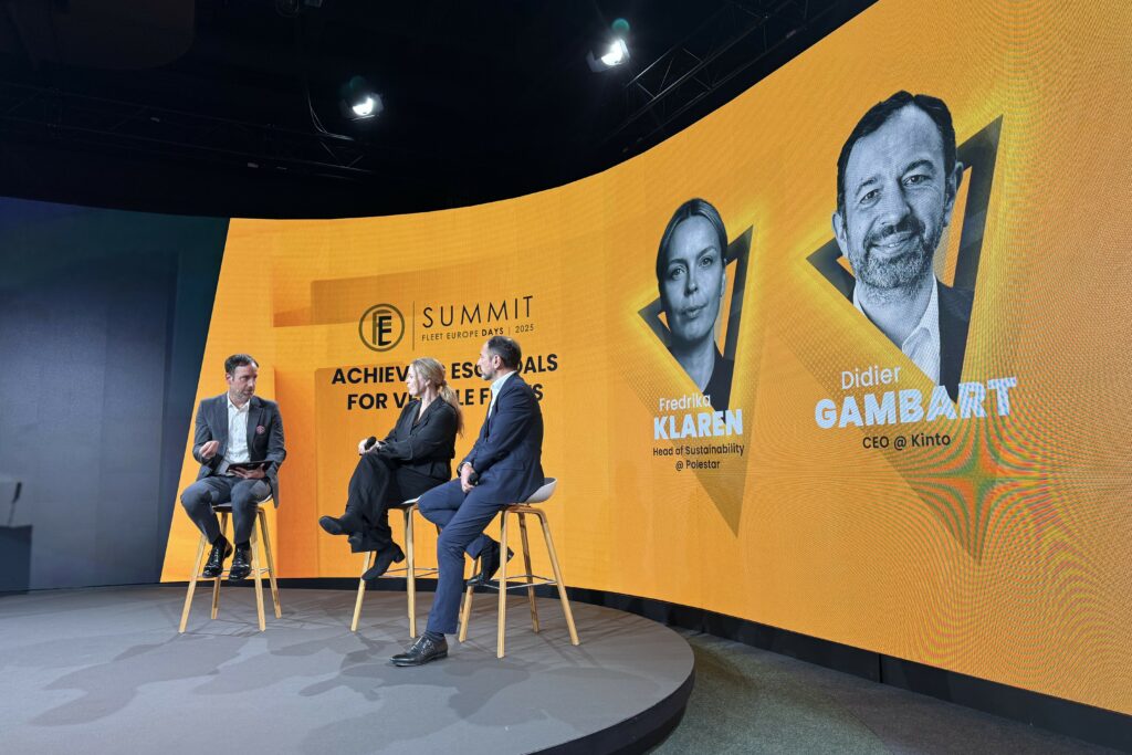Eine Diskussion zwischen Steven Schoefs, Fredrika Klarén und Didier Gambart bei den Fleet Europe Days 2025.