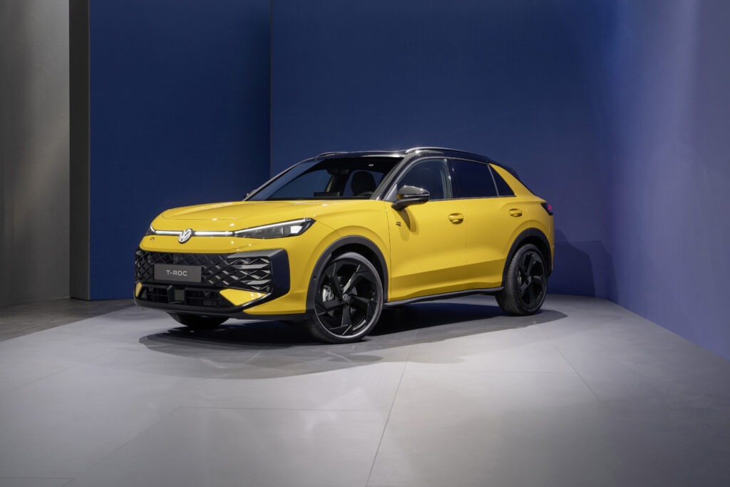 Bild eines gelben Volkswagen T-Roc