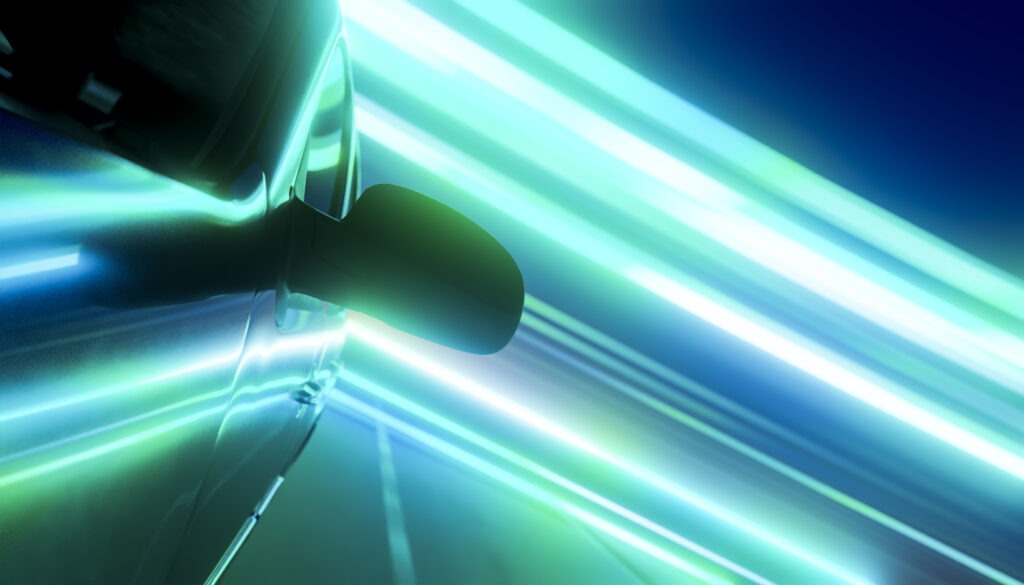 SUV in Bewegung mit leichten Trails und futuristischer urbaner Technologie