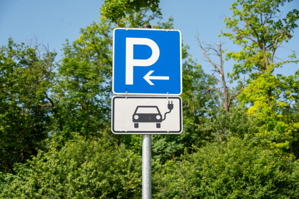 Parking symbol for electric cars, charging station
